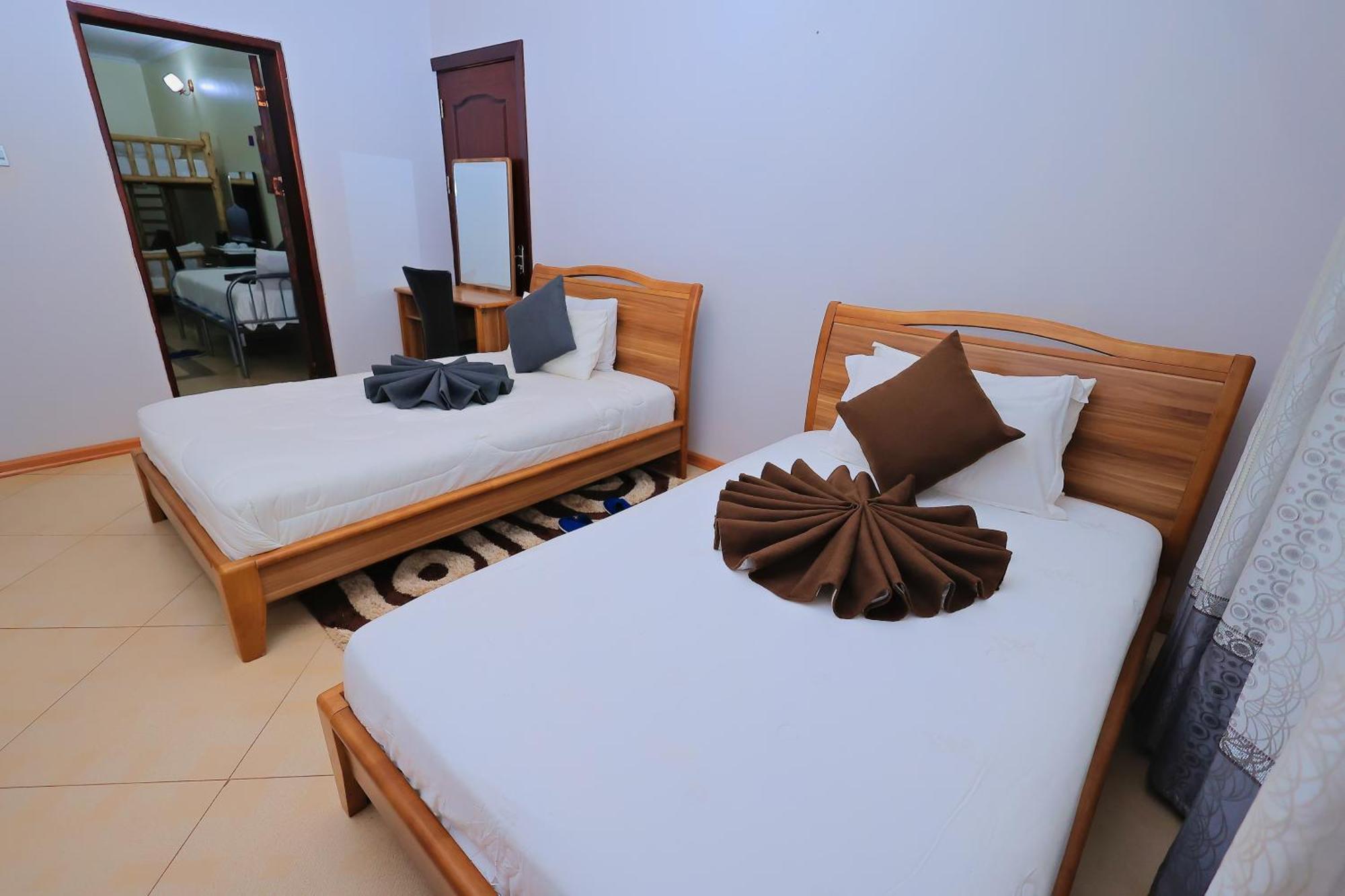 Naziba Shine Country Resort Hotel מראה חיצוני תמונה