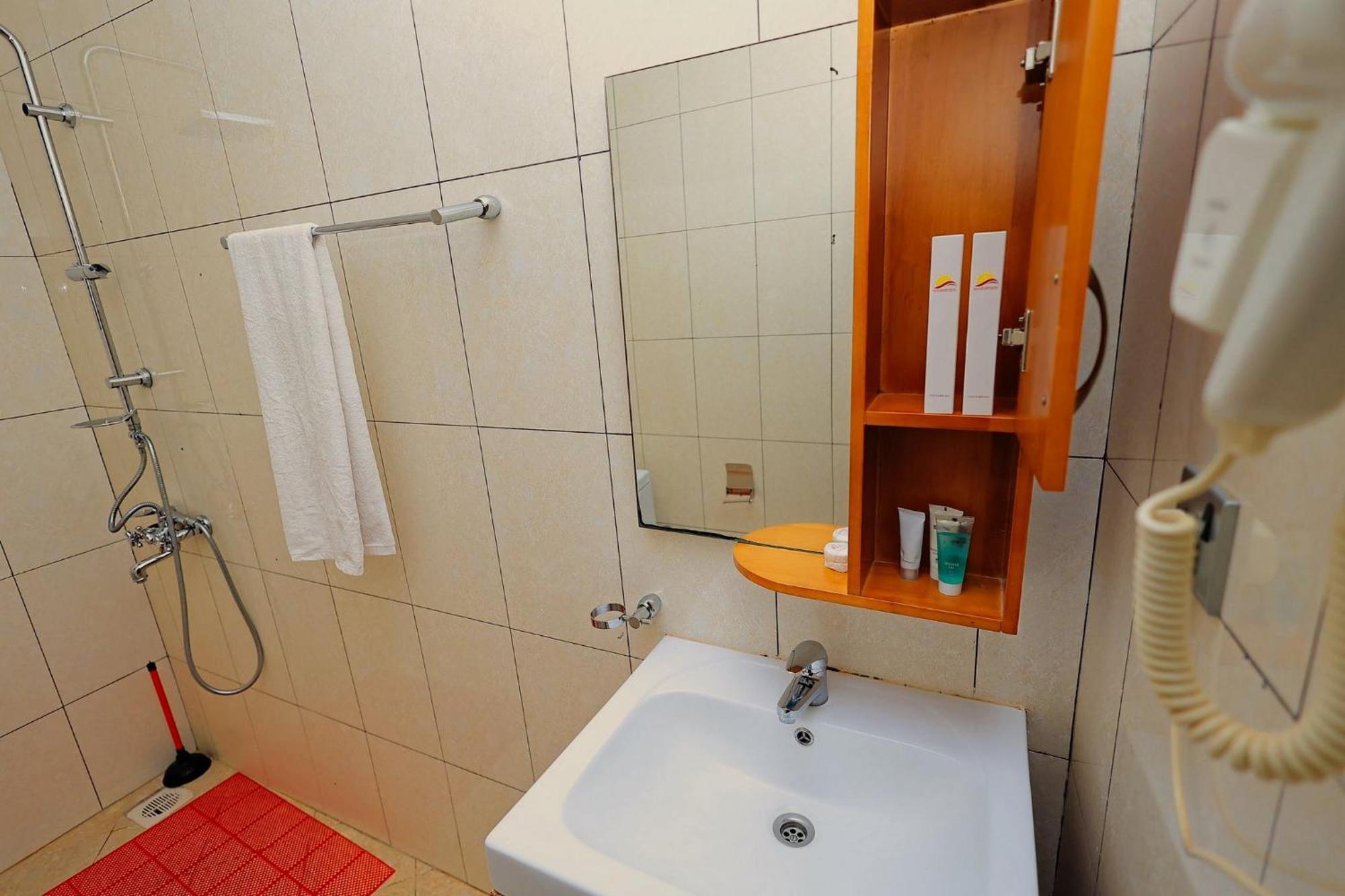 Naziba Shine Country Resort Hotel מראה חיצוני תמונה