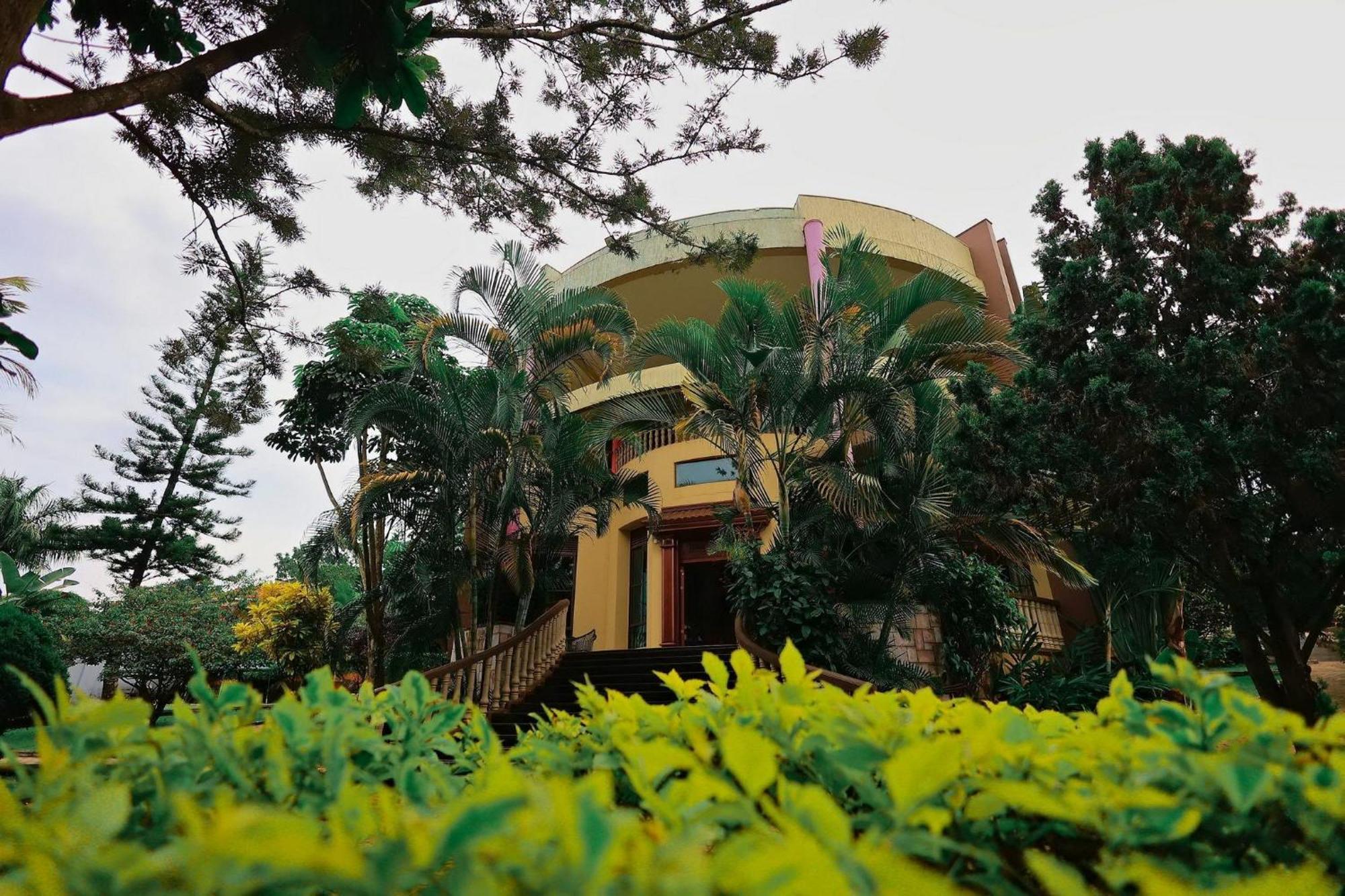 Naziba Shine Country Resort Hotel מראה חיצוני תמונה